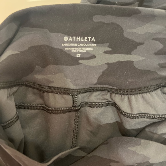 Athleta Camo Print Joggers - Picture 5 of 7